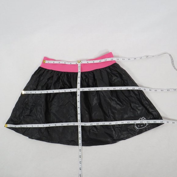 Hello Kitty Black Skirt - Picture 6 of 6